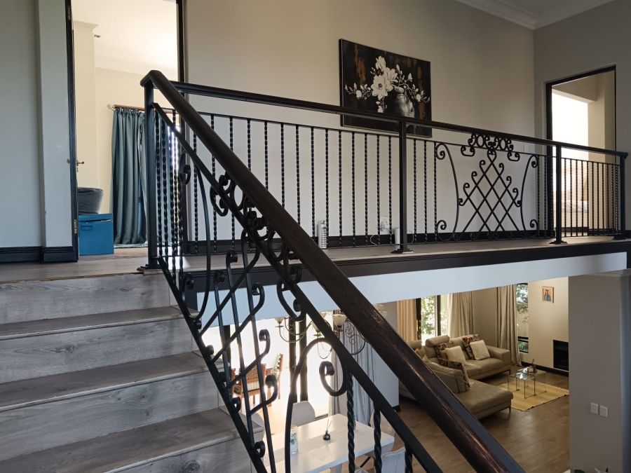 5 Bedroom Property for Sale in Dainfern Valley Gauteng