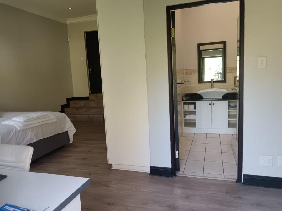 5 Bedroom Property for Sale in Dainfern Valley Gauteng