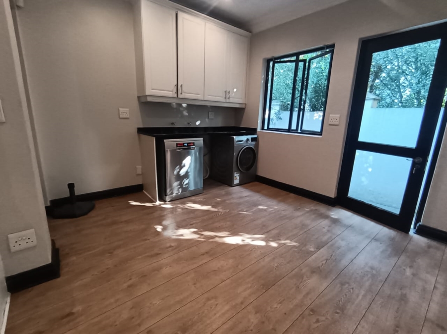 5 Bedroom Property for Sale in Dainfern Valley Gauteng