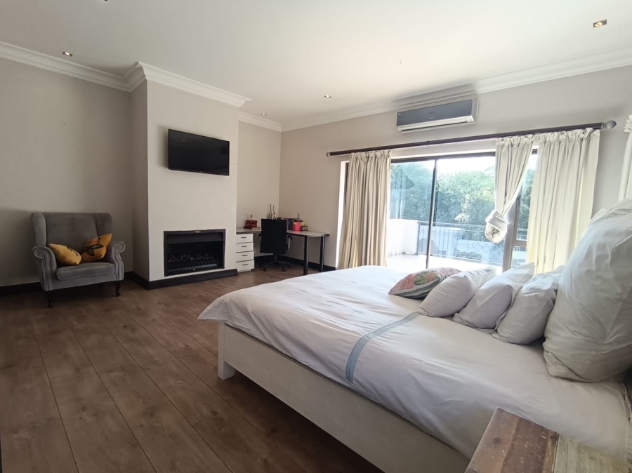 5 Bedroom Property for Sale in Dainfern Valley Gauteng