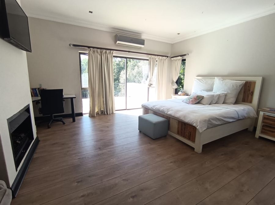 5 Bedroom Property for Sale in Dainfern Valley Gauteng