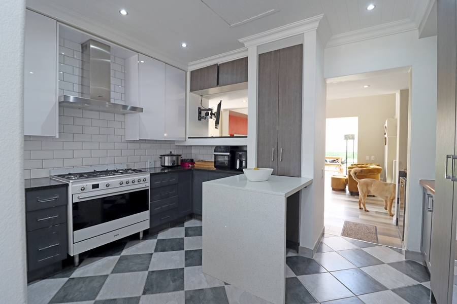 3 Bedroom Property for Sale in Allens Nek Gauteng