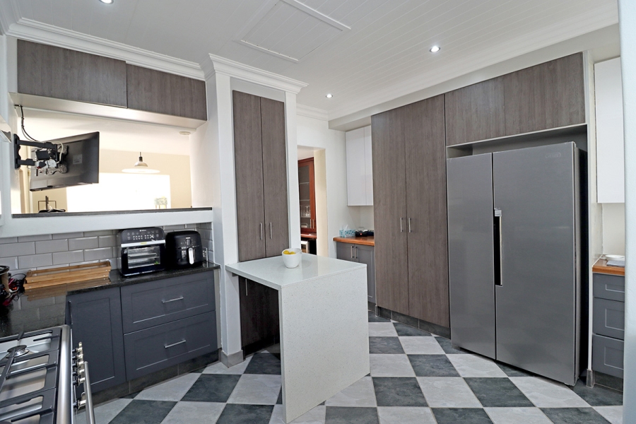 3 Bedroom Property for Sale in Allens Nek Gauteng