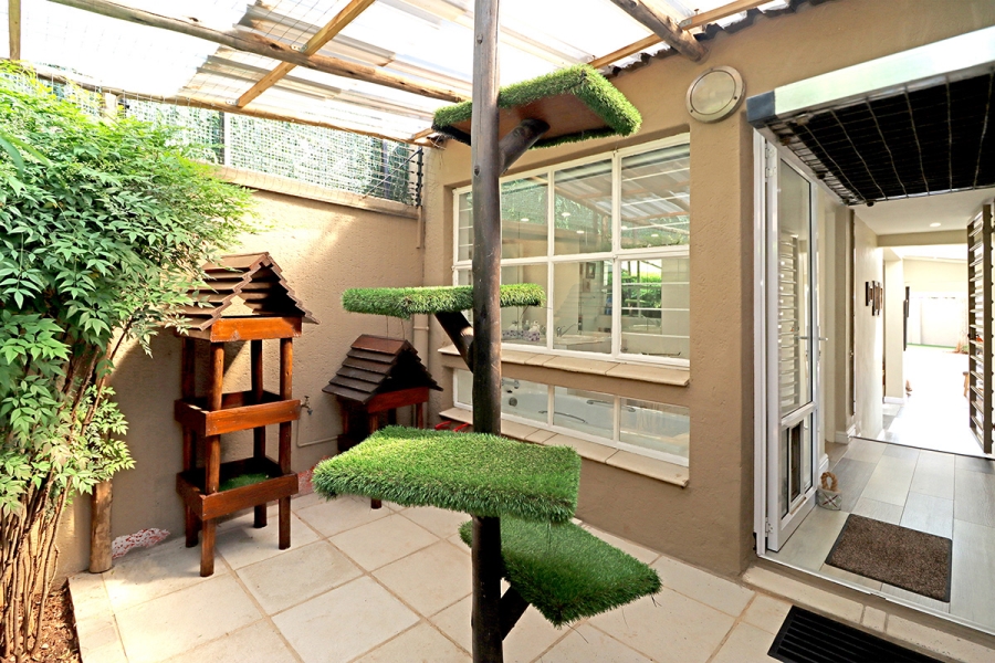 3 Bedroom Property for Sale in Allens Nek Gauteng