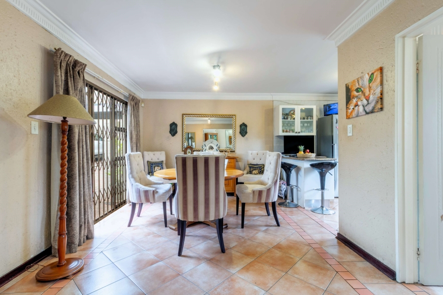 4 Bedroom Property for Sale in Morningside Manor Gauteng