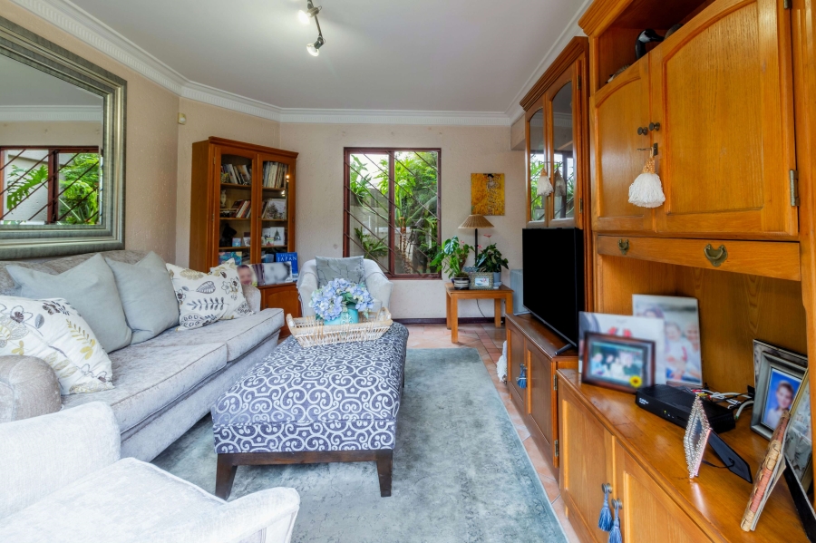 4 Bedroom Property for Sale in Morningside Manor Gauteng