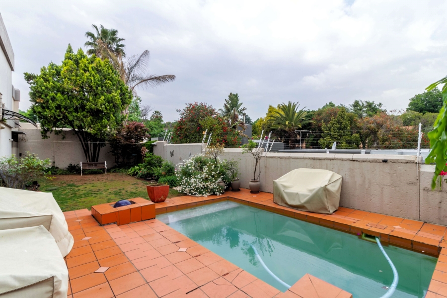 4 Bedroom Property for Sale in Morningside Manor Gauteng