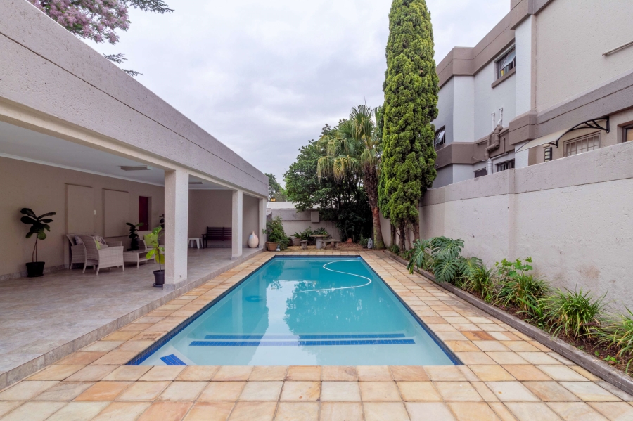 4 Bedroom Property for Sale in Morningside Manor Gauteng