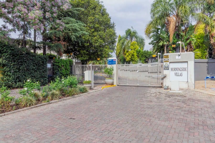 4 Bedroom Property for Sale in Morningside Manor Gauteng