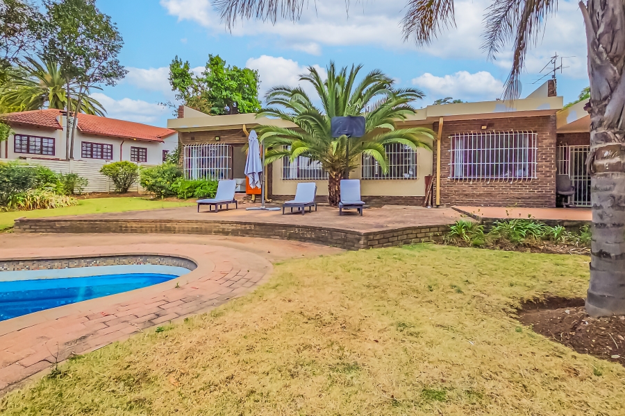 4 Bedroom Property for Sale in Bryanston West Gauteng