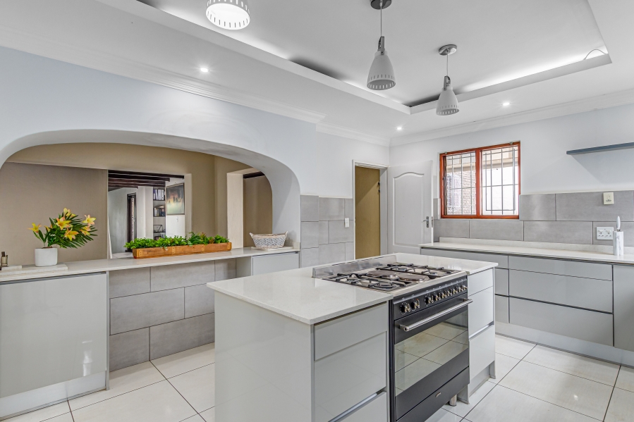 4 Bedroom Property for Sale in Bryanston West Gauteng
