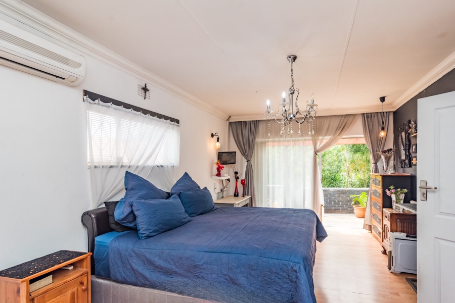 4 Bedroom Property for Sale in Constantia Kloof Gauteng