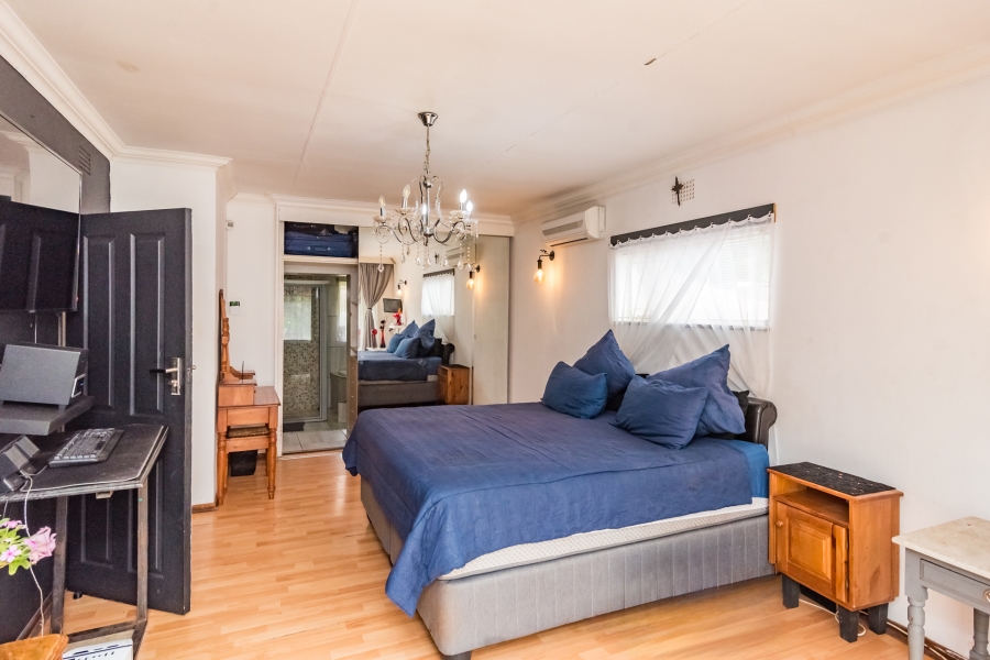 4 Bedroom Property for Sale in Constantia Kloof Gauteng