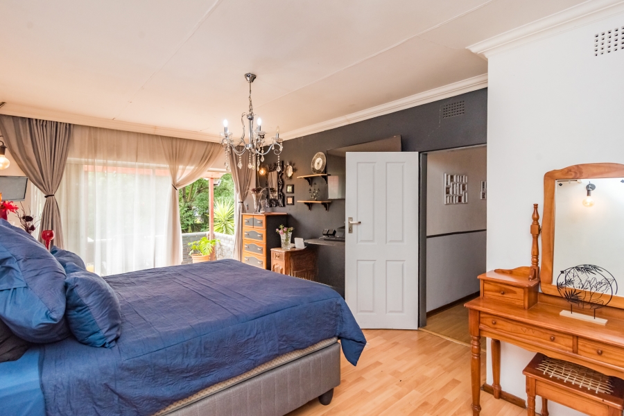 4 Bedroom Property for Sale in Constantia Kloof Gauteng