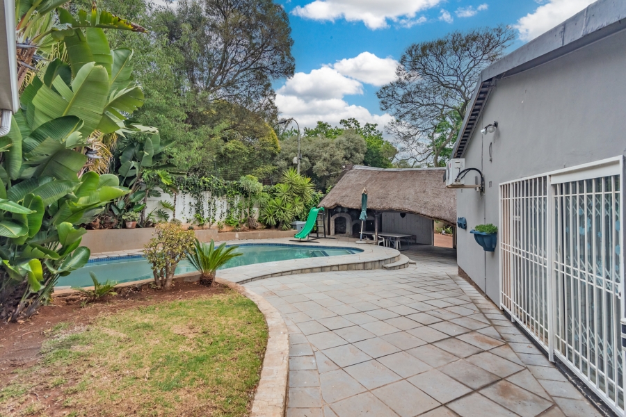 4 Bedroom Property for Sale in Constantia Kloof Gauteng