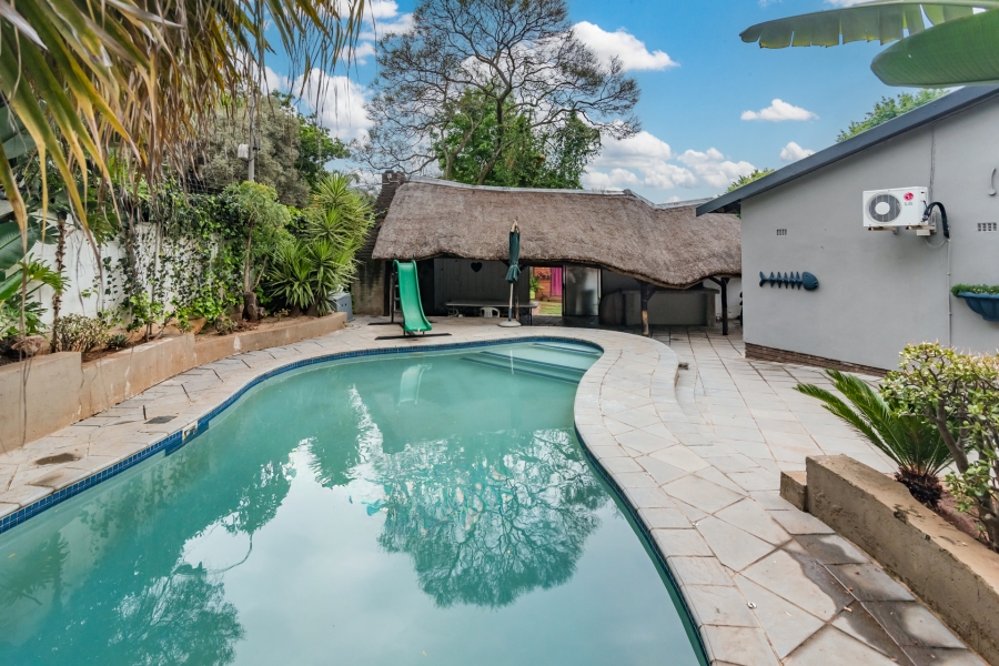4 Bedroom Property for Sale in Constantia Kloof Gauteng