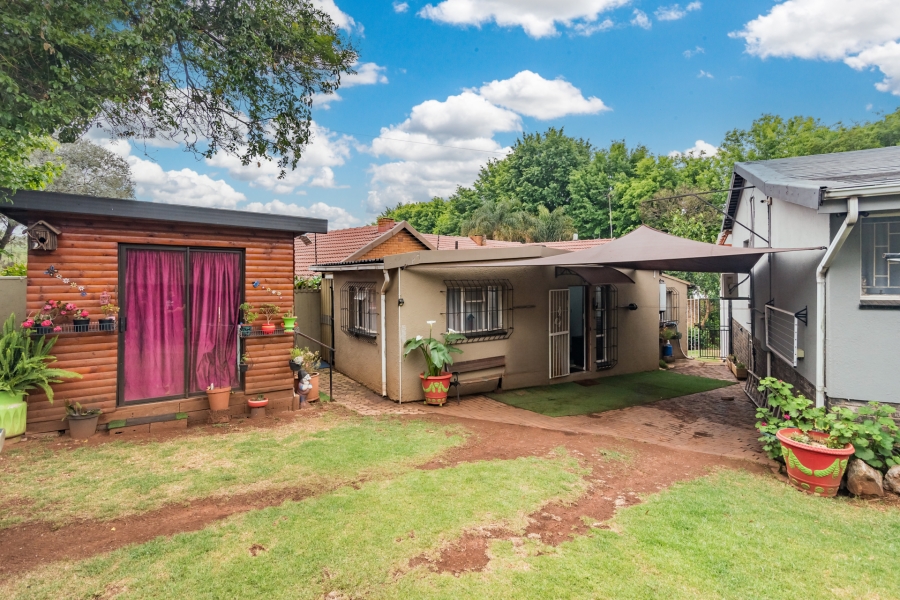 4 Bedroom Property for Sale in Constantia Kloof Gauteng