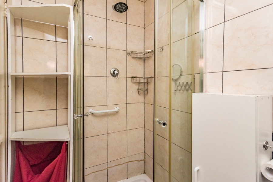 4 Bedroom Property for Sale in Constantia Kloof Gauteng