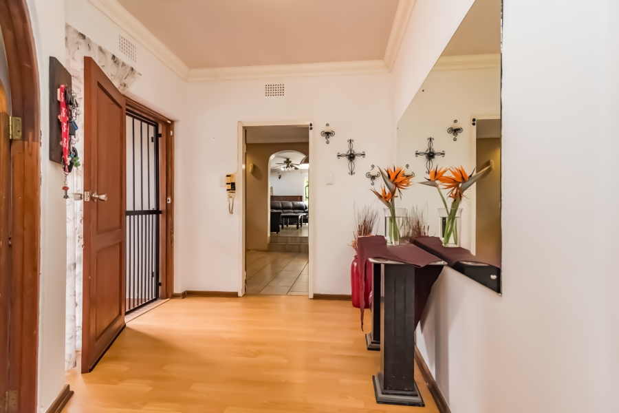4 Bedroom Property for Sale in Constantia Kloof Gauteng