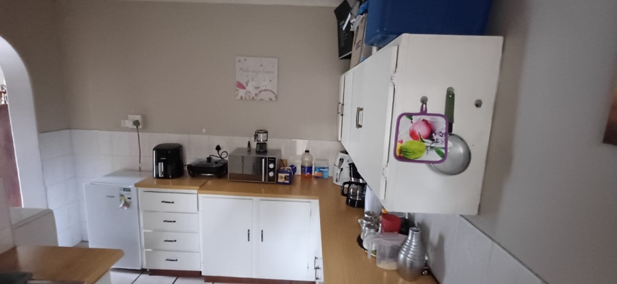 4 Bedroom Property for Sale in Oberholzer Gauteng