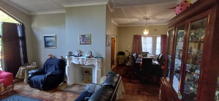 4 Bedroom Property for Sale in Oberholzer Gauteng