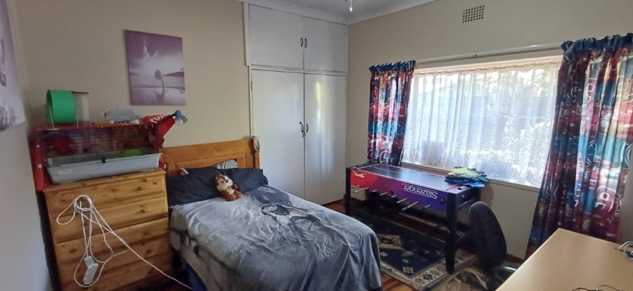 4 Bedroom Property for Sale in Oberholzer Gauteng