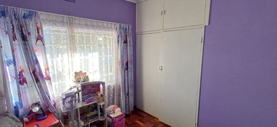 4 Bedroom Property for Sale in Oberholzer Gauteng