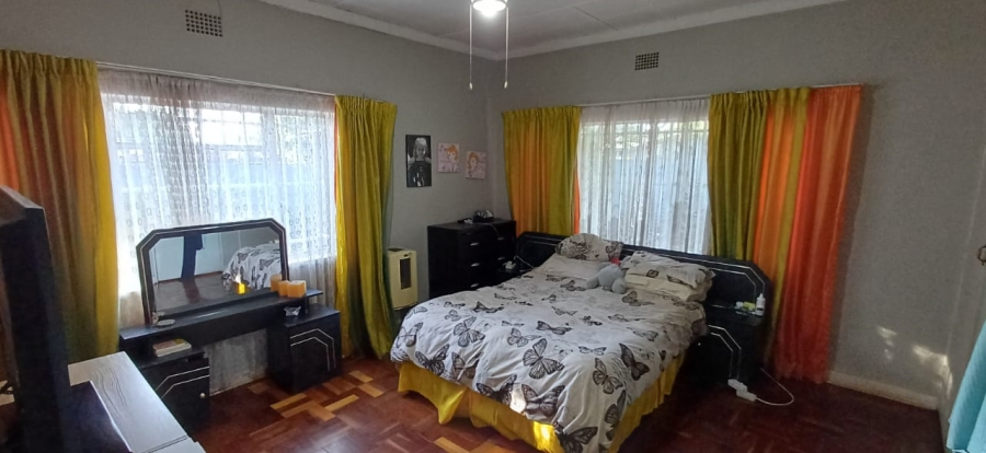 4 Bedroom Property for Sale in Oberholzer Gauteng