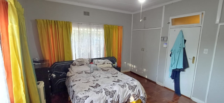 4 Bedroom Property for Sale in Oberholzer Gauteng