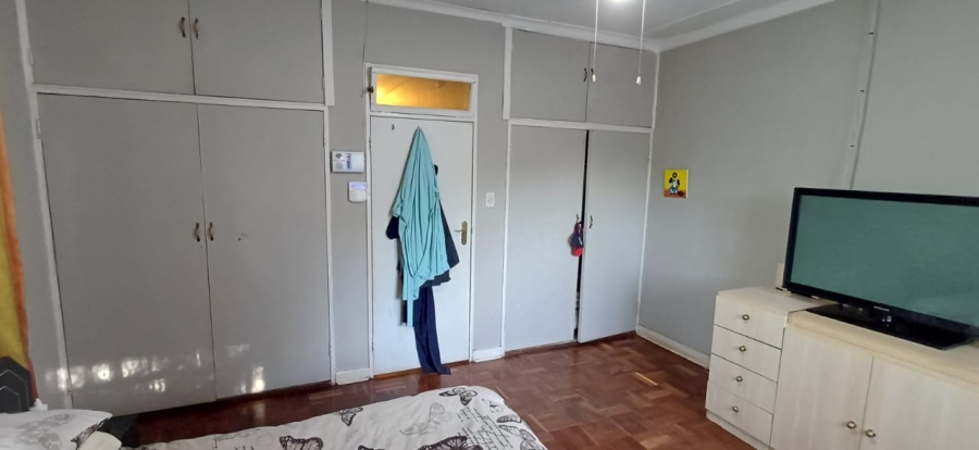 4 Bedroom Property for Sale in Oberholzer Gauteng