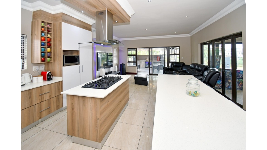 4 Bedroom Property for Sale in Blue Valley Golf Estate Gauteng