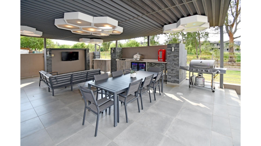 4 Bedroom Property for Sale in Blue Valley Golf Estate Gauteng