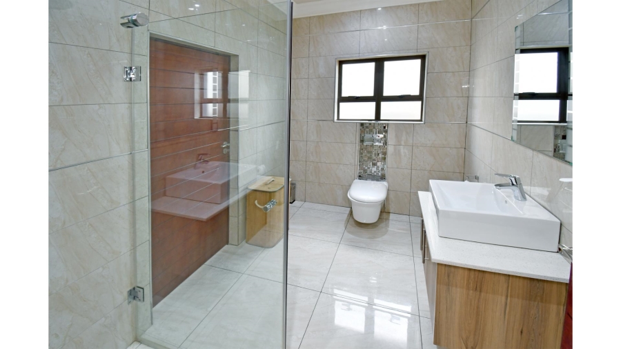 4 Bedroom Property for Sale in Blue Valley Golf Estate Gauteng