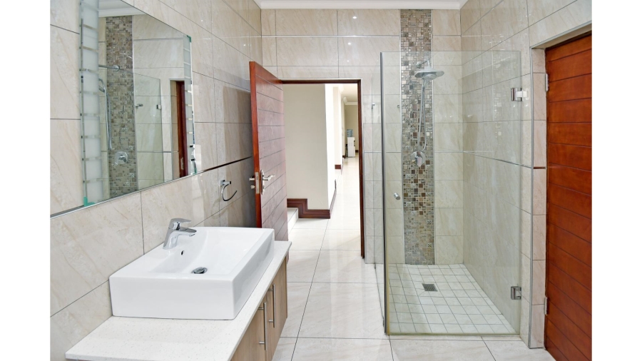 4 Bedroom Property for Sale in Blue Valley Golf Estate Gauteng