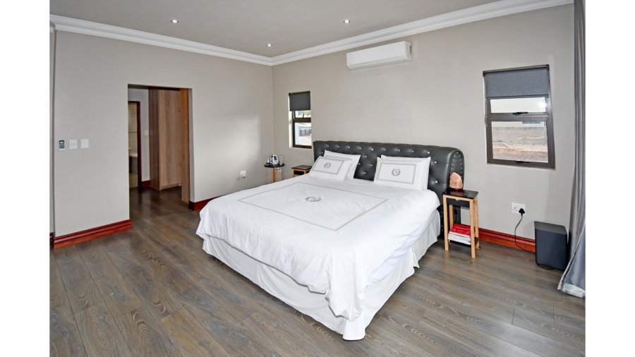 4 Bedroom Property for Sale in Blue Valley Golf Estate Gauteng