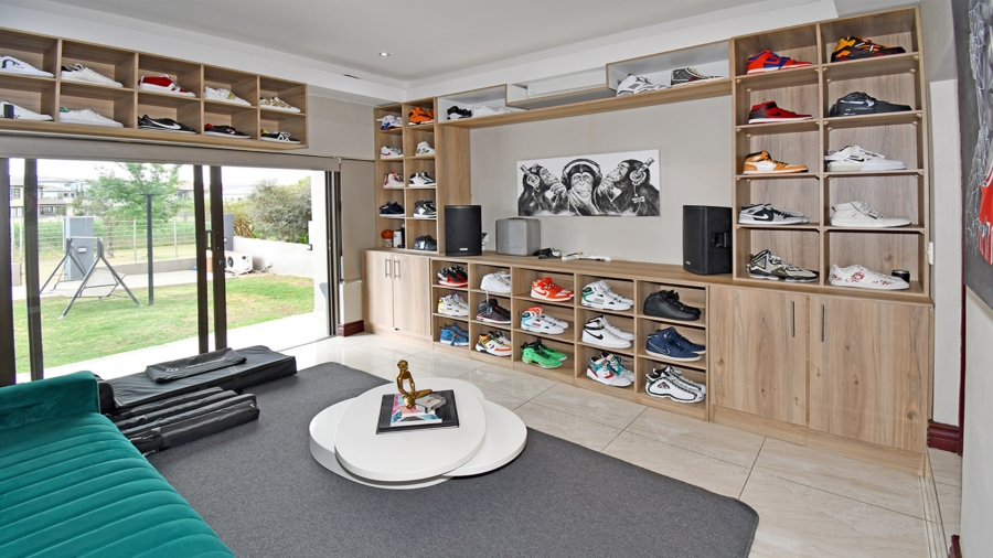 4 Bedroom Property for Sale in Blue Valley Golf Estate Gauteng