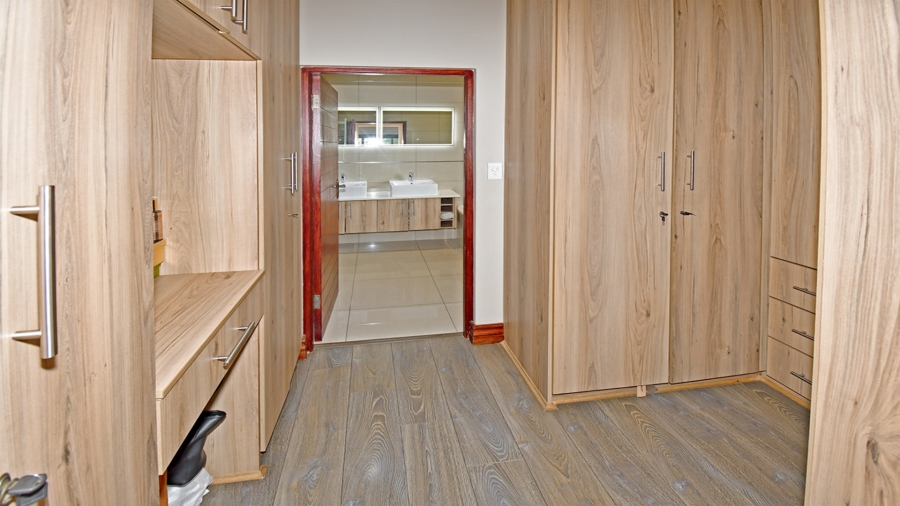 4 Bedroom Property for Sale in Blue Valley Golf Estate Gauteng