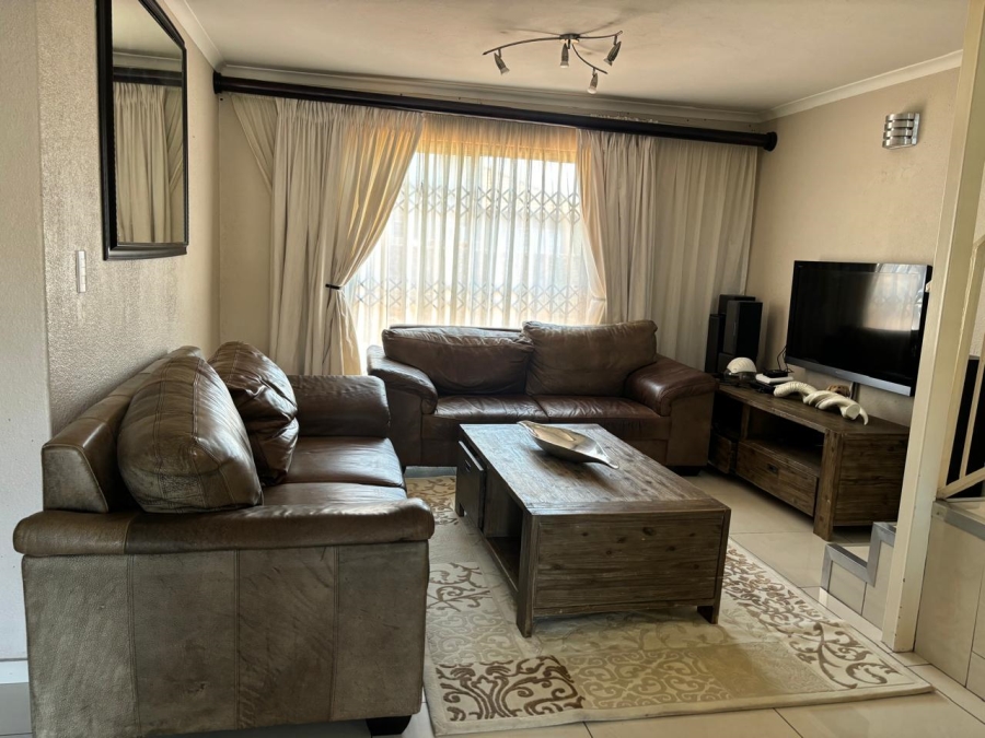 To Let 3 Bedroom Property for Rent in Terenure Gauteng