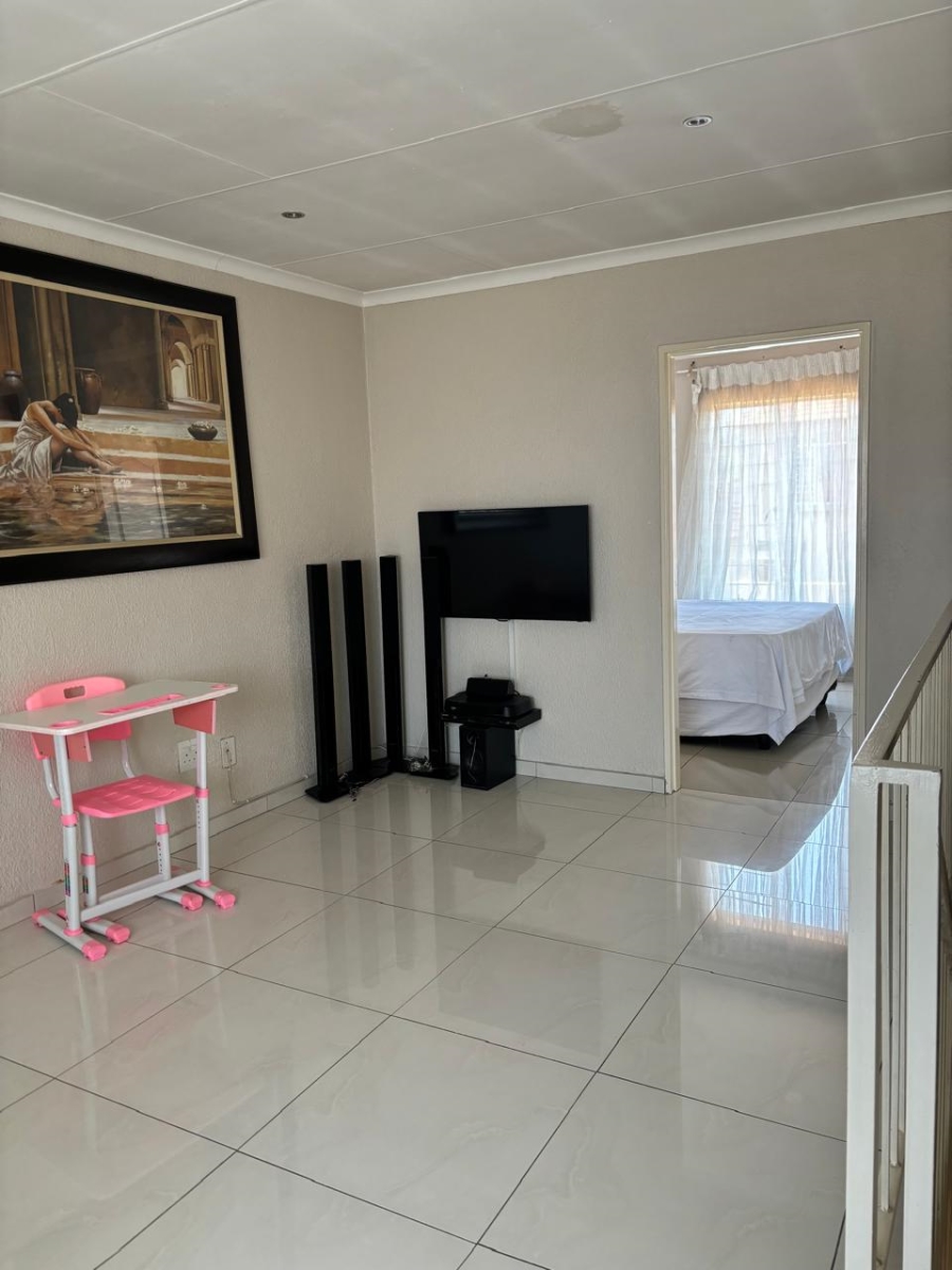 To Let 3 Bedroom Property for Rent in Terenure Gauteng