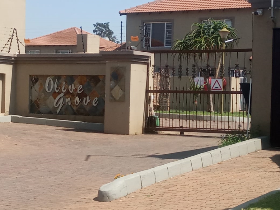 To Let 3 Bedroom Property for Rent in Terenure Gauteng