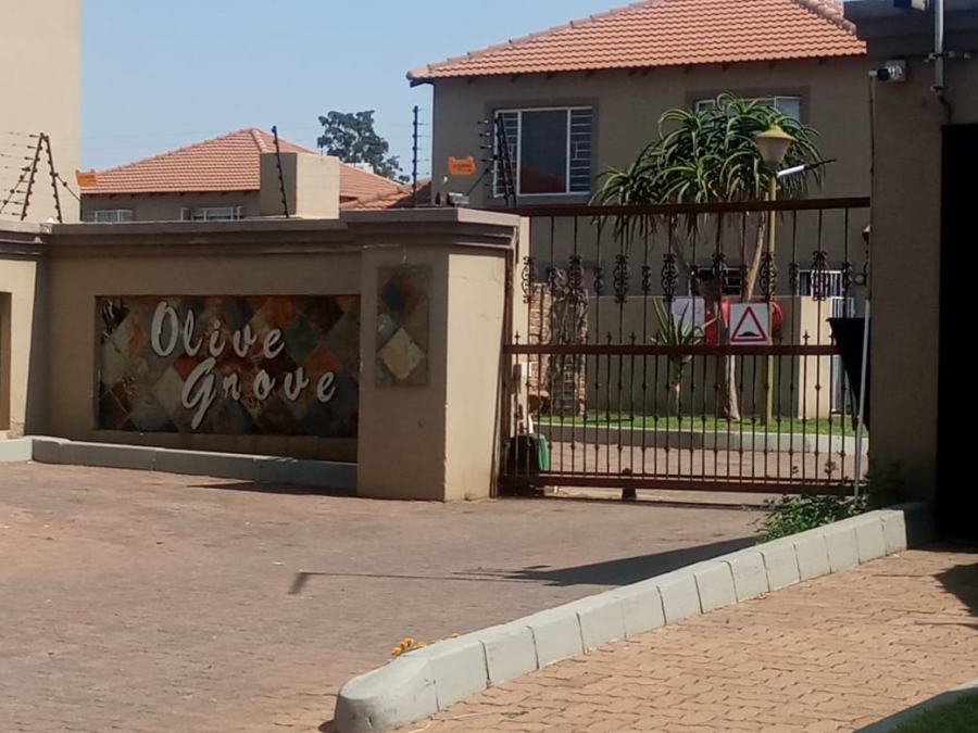To Let 3 Bedroom Property for Rent in Terenure Gauteng