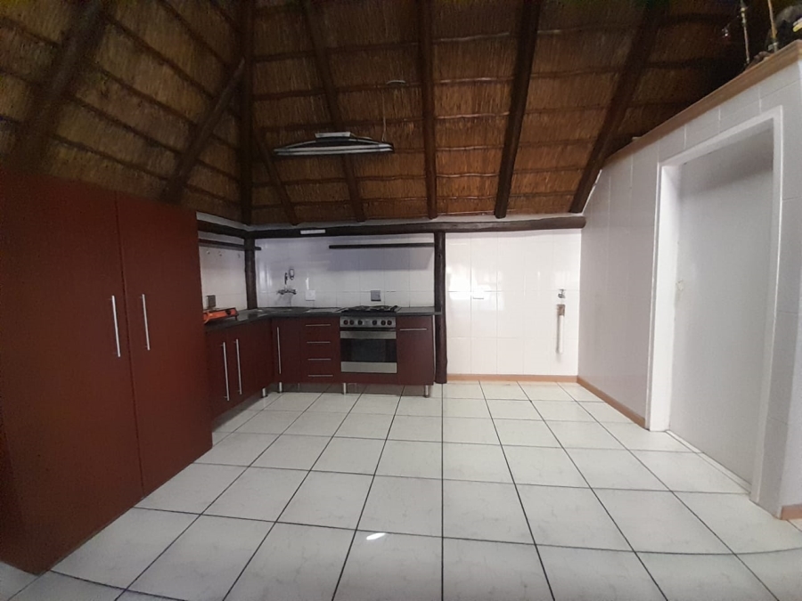 1 Bedroom Property for Sale in Falcon Ridge Gauteng
