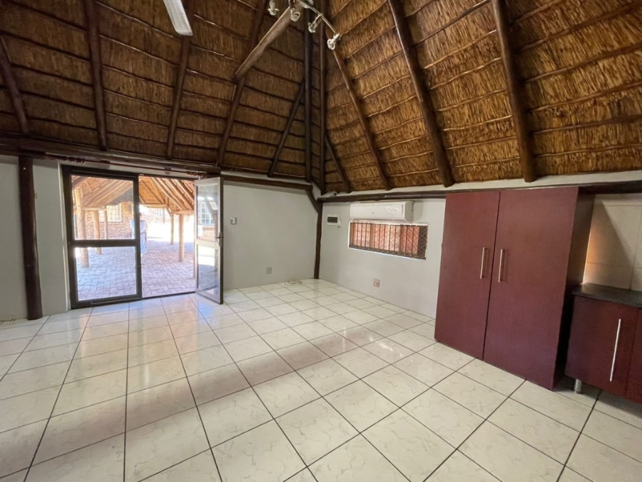 1 Bedroom Property for Sale in Falcon Ridge Gauteng