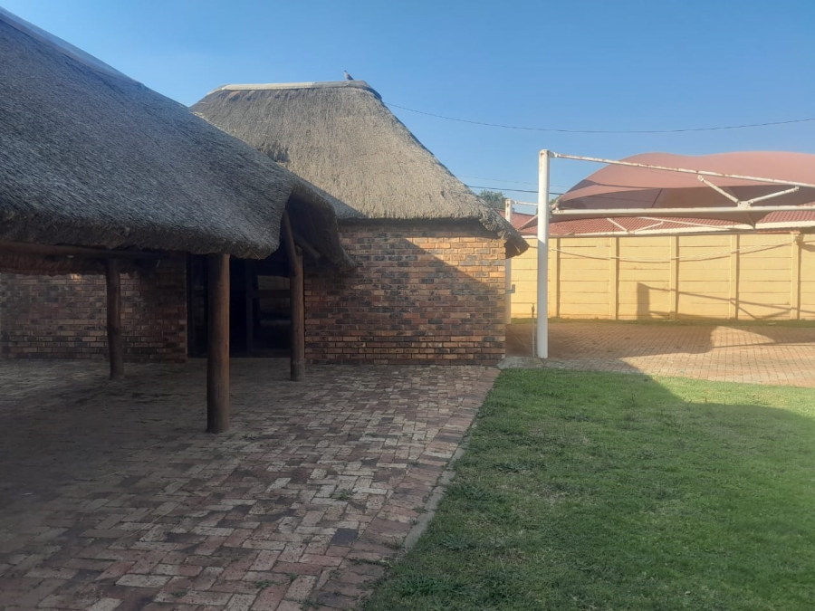 1 Bedroom Property for Sale in Falcon Ridge Gauteng
