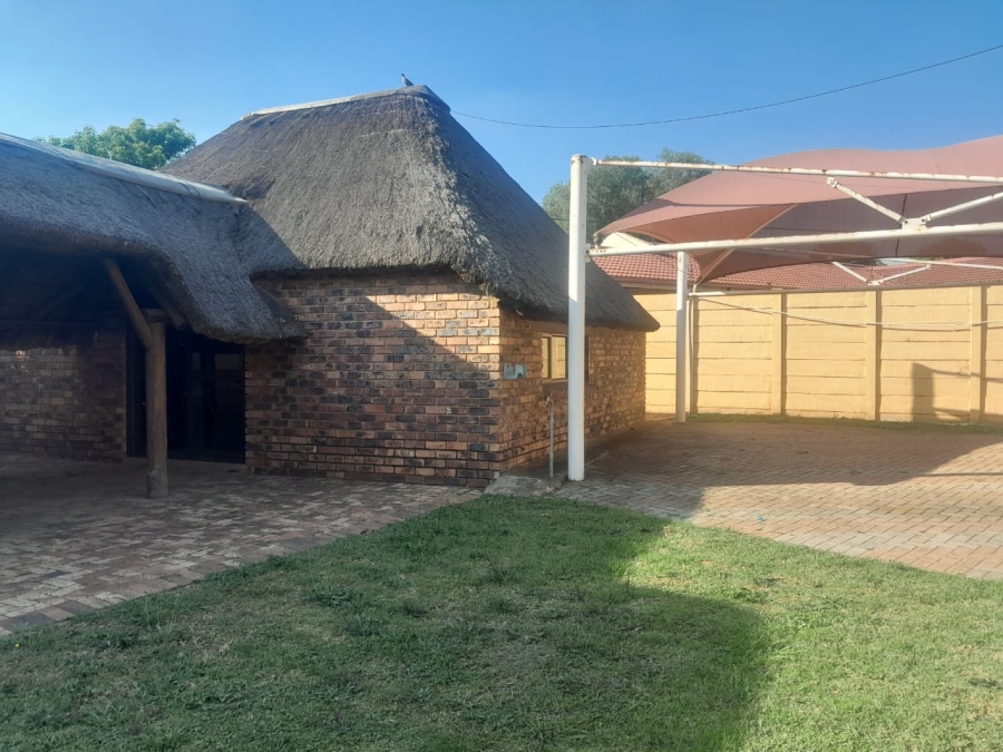 1 Bedroom Property for Sale in Falcon Ridge Gauteng