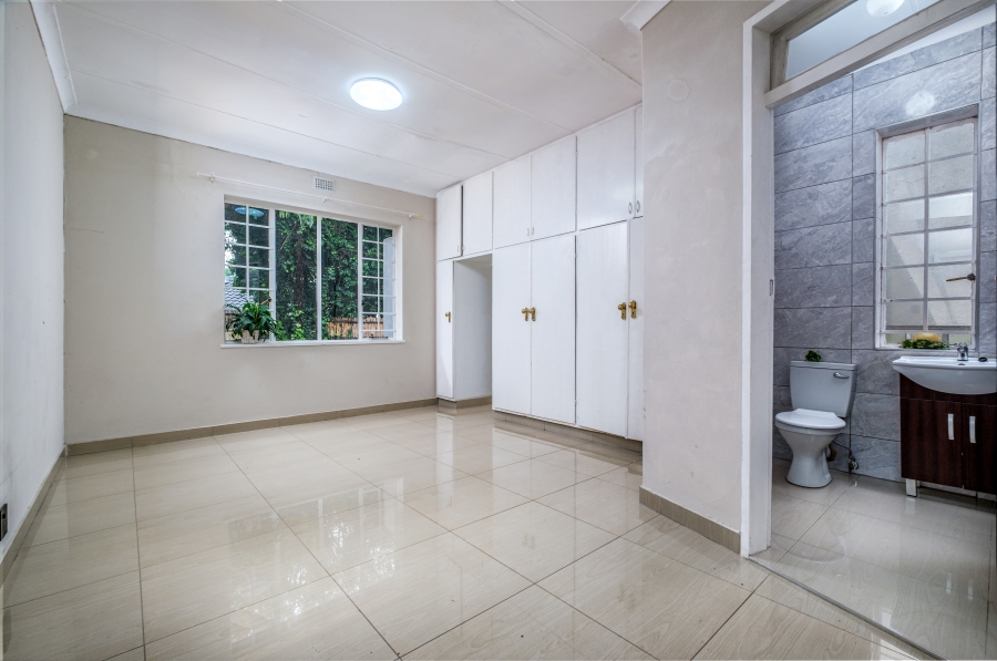 5 Bedroom Property for Sale in Northcliff Gauteng