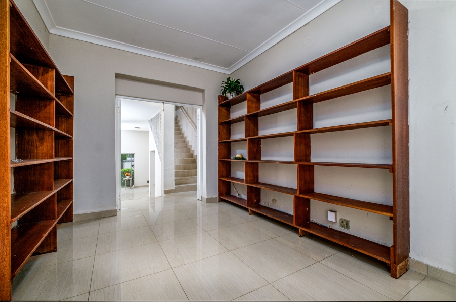 5 Bedroom Property for Sale in Northcliff Gauteng