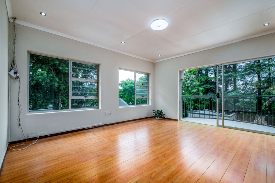 5 Bedroom Property for Sale in Northcliff Gauteng