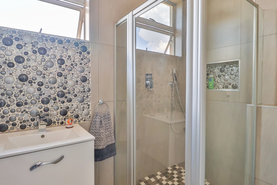 4 Bedroom Property for Sale in Rietvlei Ridge Country Estate Gauteng