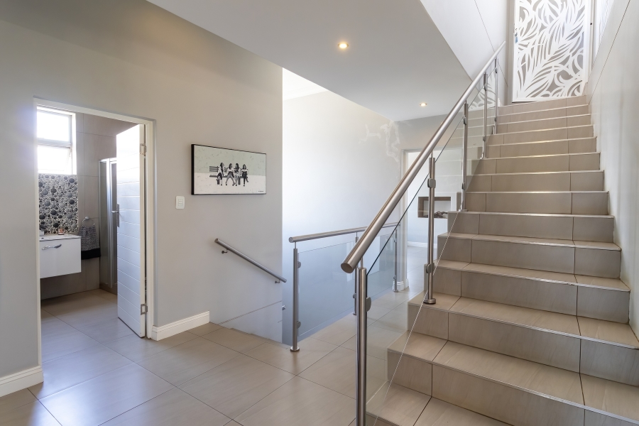 4 Bedroom Property for Sale in Rietvlei Ridge Country Estate Gauteng